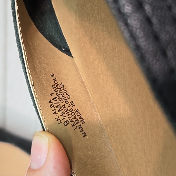 Lucky Brand Women Alba Leather Loafer Slip on shoes sz 9.5M - Picture 12 of 12